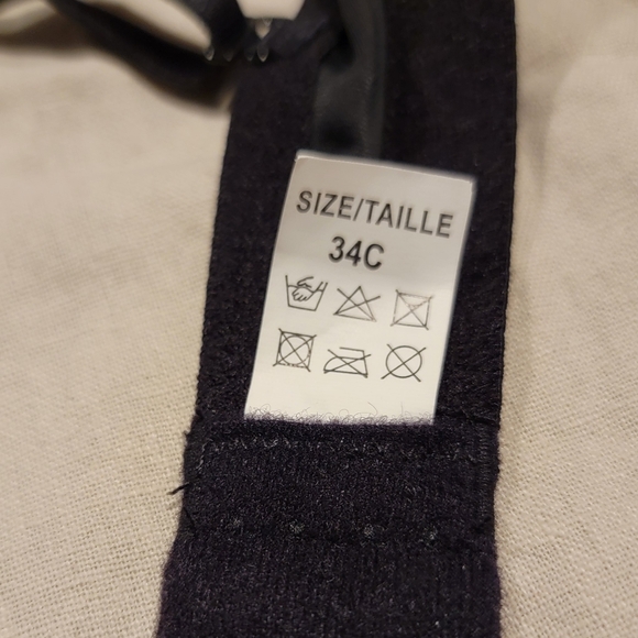 Tobi deep v plunge bra - Picture 4 of 5